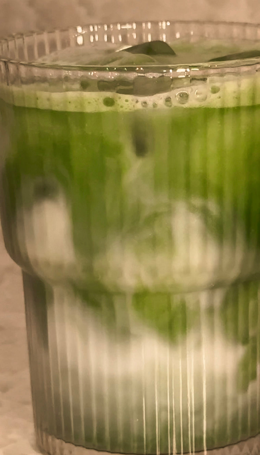 Matcha latte YOI servi frais